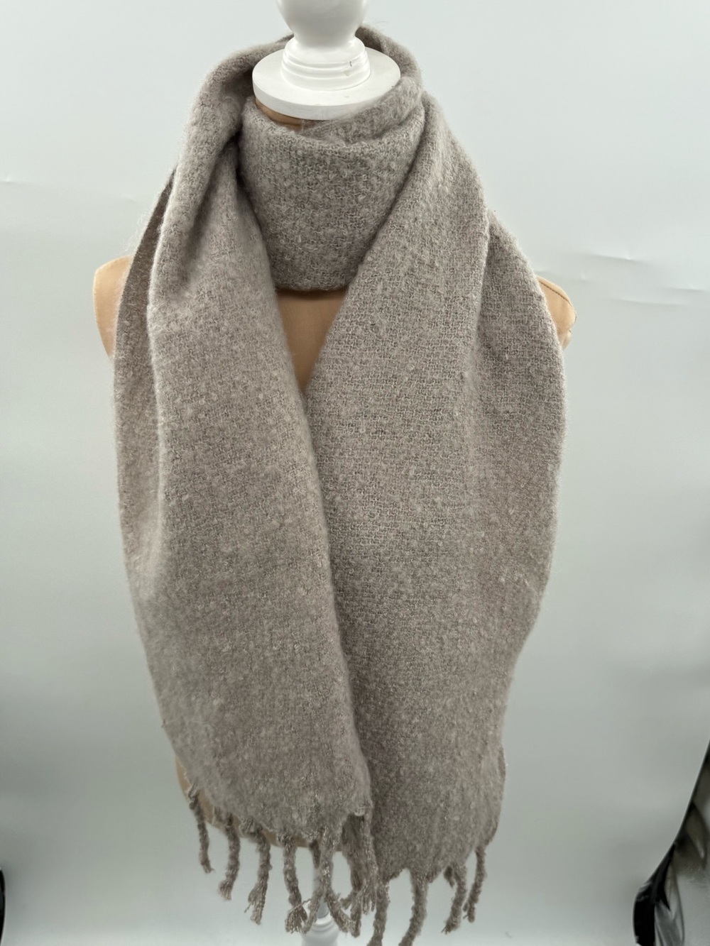 Gap Brushed Fringe Scarf Quail Taupe Beige 72” Soft Fuzzy NWT
